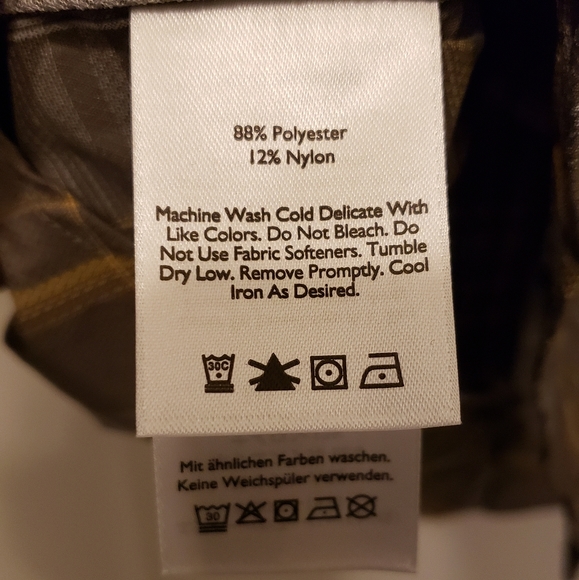 Eddie Bauer ladies sport shirt - Picture 7 of 7